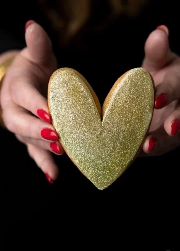 Valentines_Flowers_Red_Roses_Hydrangeas_Brighton_Valentines_Flowers_Vday_ideas