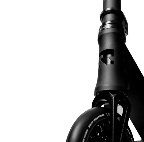 Type R GT Scooter Black 4.jpg