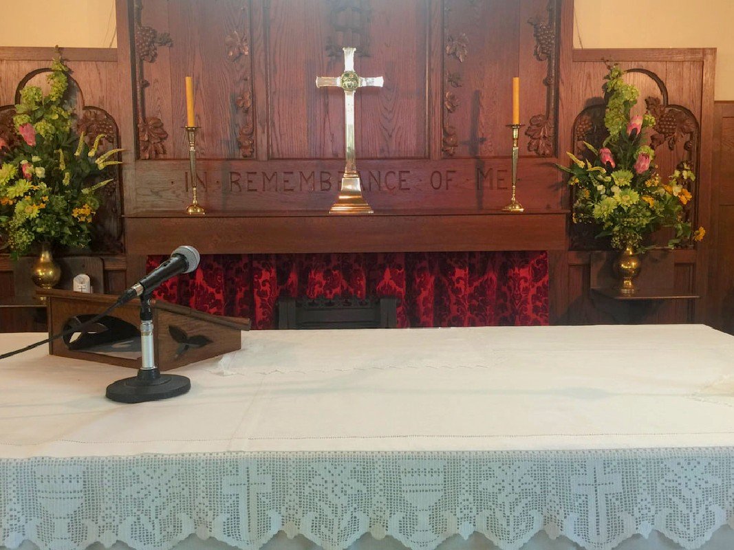 St Andrews Church altar