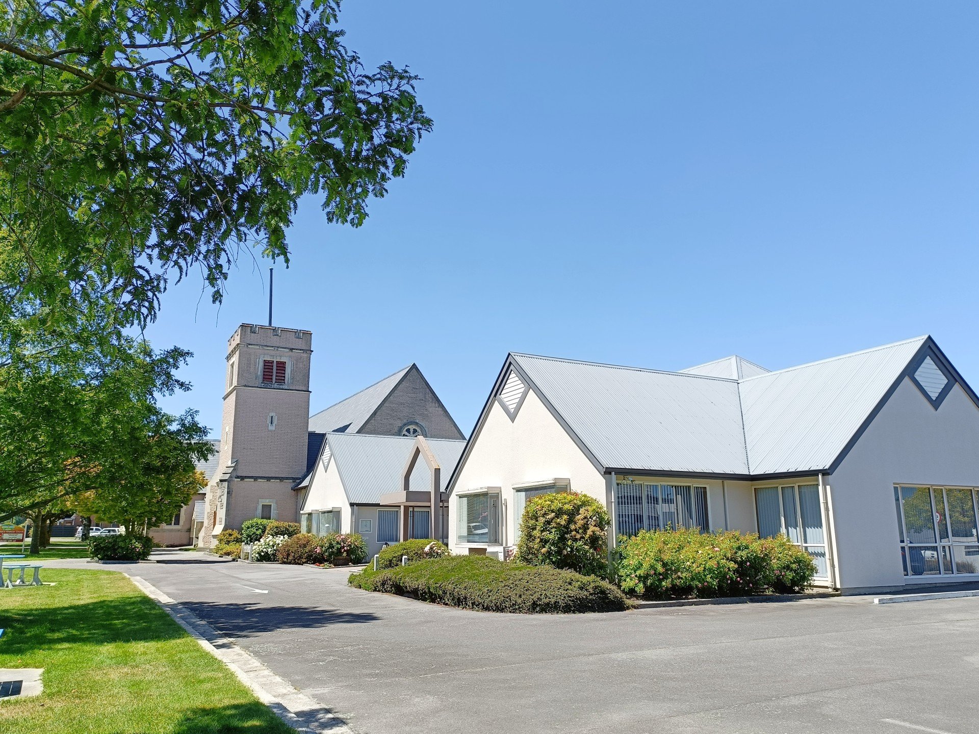 Ashburton Anglican Parish Centre and St Stephens Church buildings