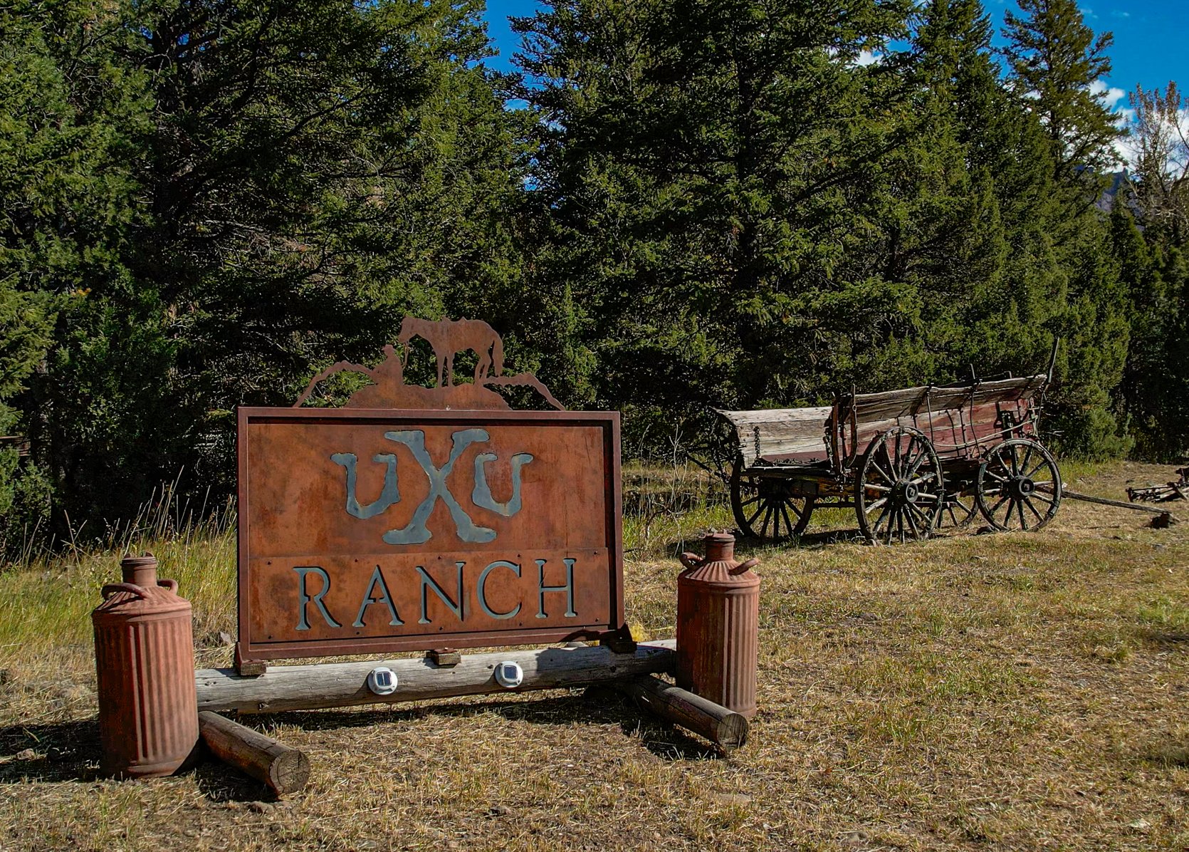 UXU Historical ranch Wyoming Entrance Gate .jpg