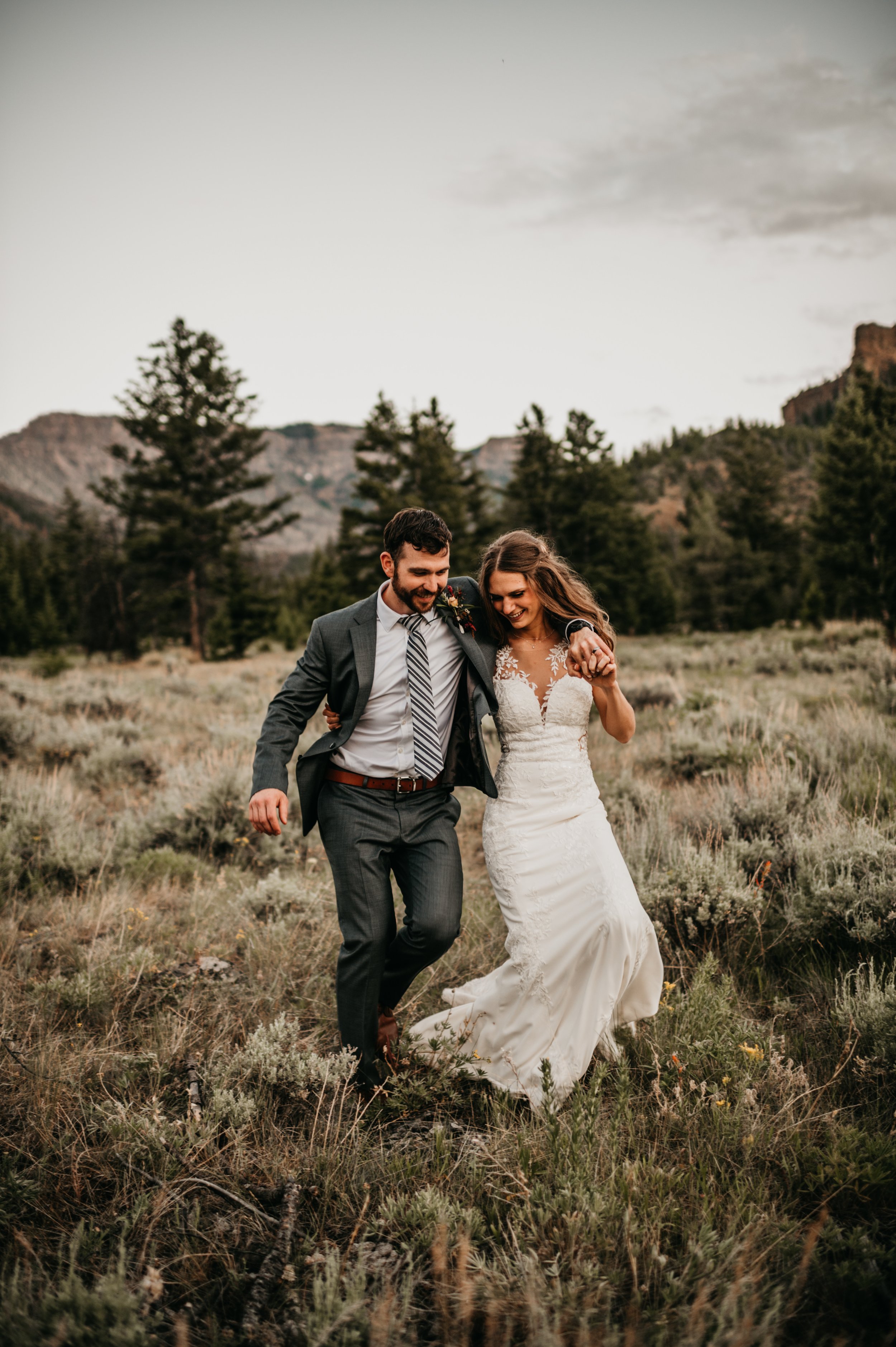 UXU Ranch Bride & groom Dancing on the ranch.jpg