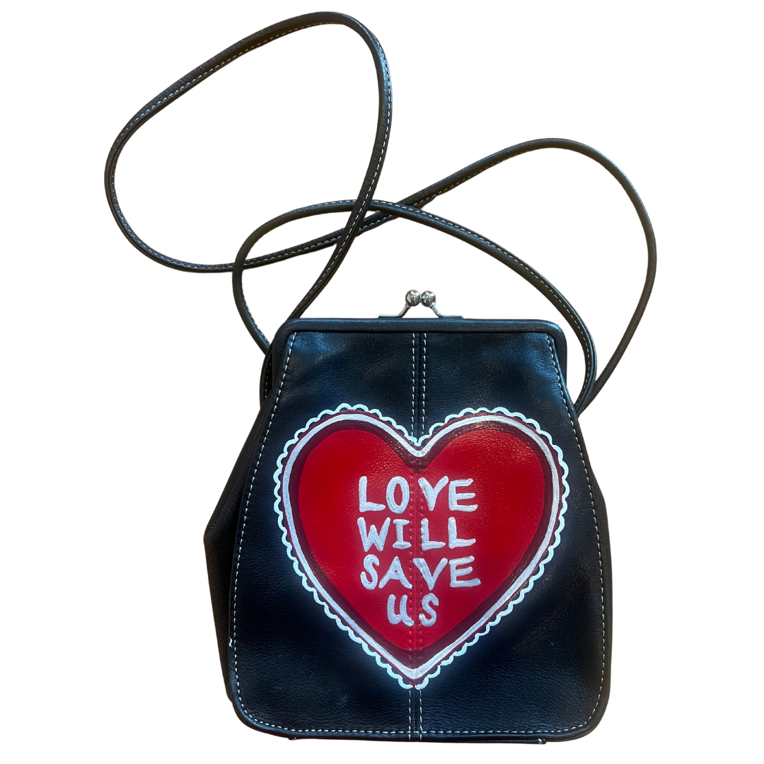 LOVE PURSE