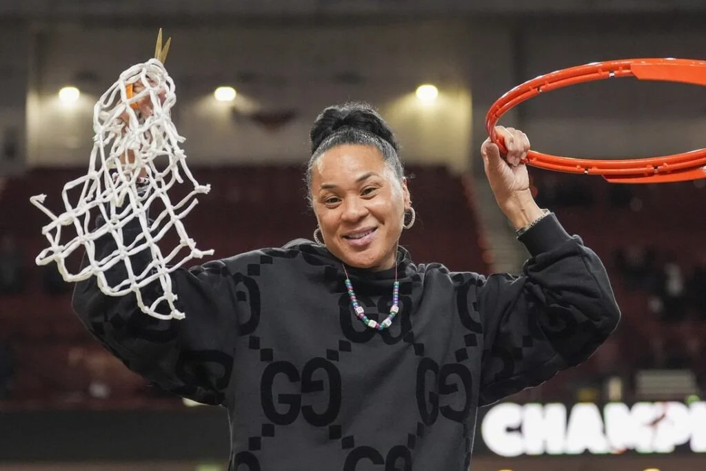 Dawn Staley Signs Historic Contract Extension with South Carolina Women's Basketball