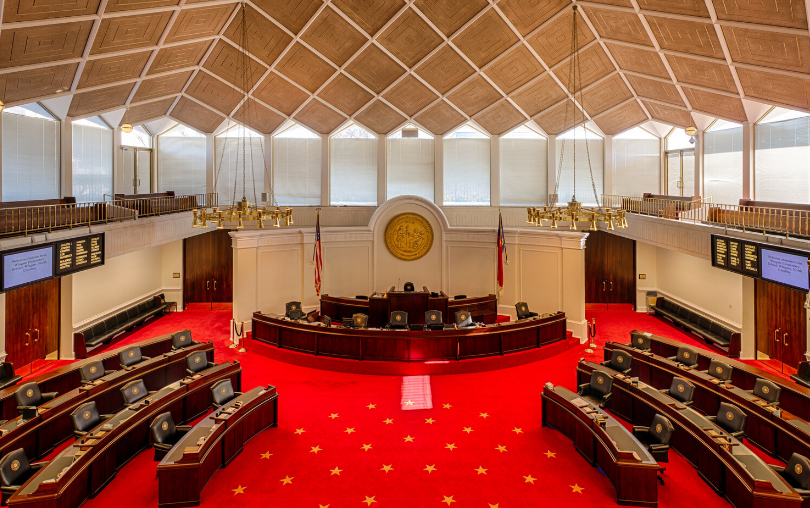 North Carolina Republicans Override Governor's Vetoes, Enacting New DEI Restrictions in Schools and Universities