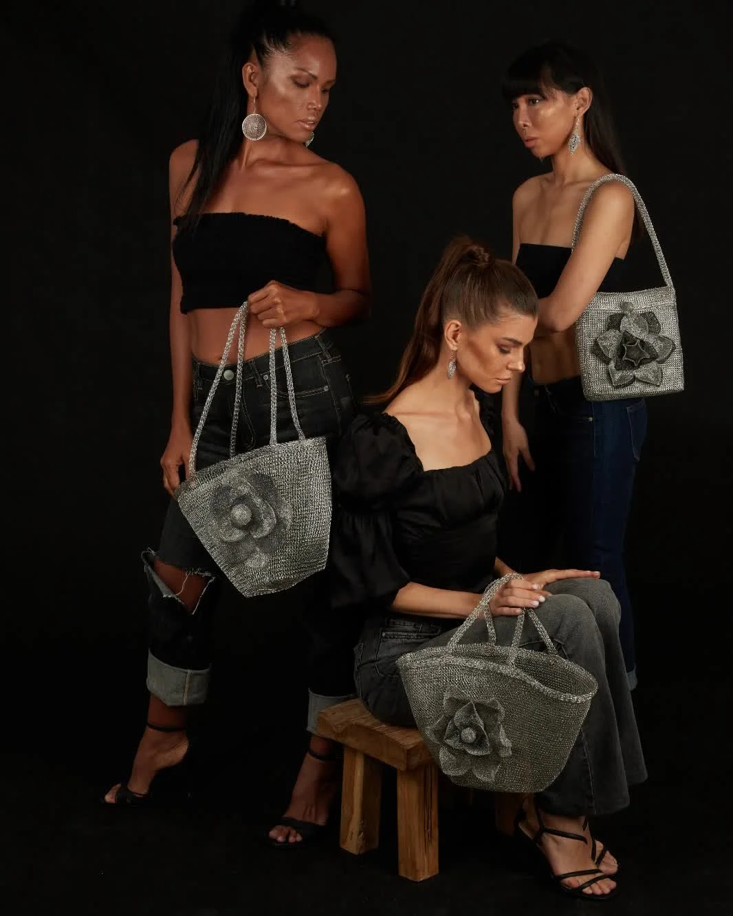 Details that tell a story ✨

These beautiful MANAMU works blend time-honoured weaving techniques with modern design &mdash; from wearable art to striking pieces for the home. Every piece is handcrafted, intricate, and full of soul.

Visit us at Zanzi
