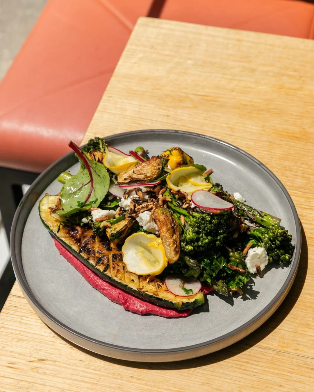 Meet the tastiest way to keep those NY resolutions in check 🤤

Order our Spring Greens for a date with roasted zucchini, wild rice, crisp greens, beetroot hummus, Persian feta &amp; lemon rind dressing. 

Make it yours today 👌🏼