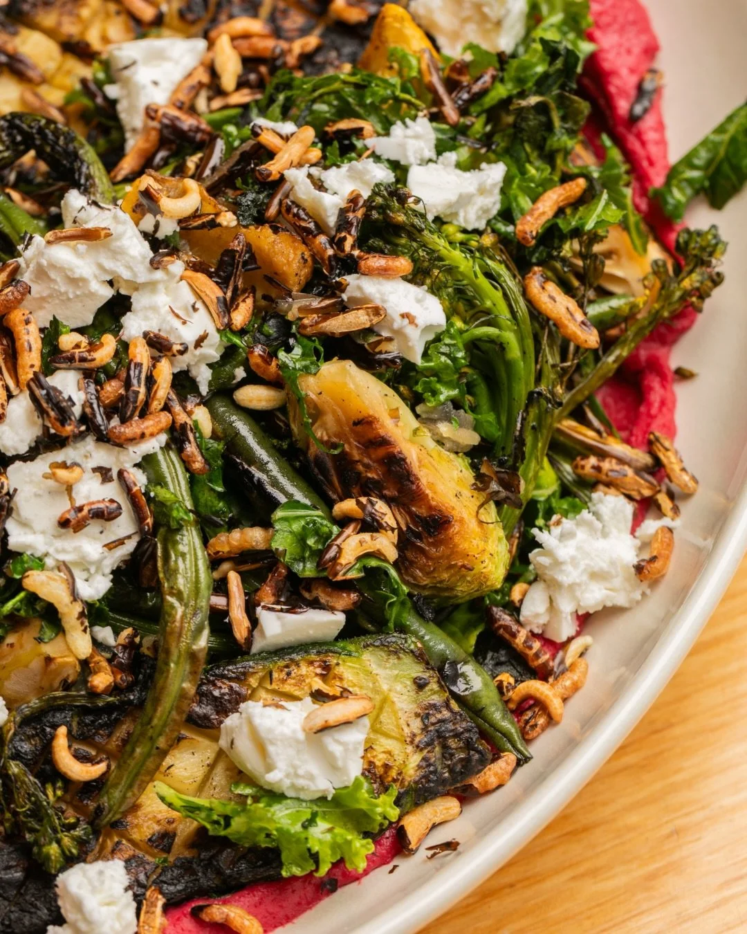 All the greens. None of the boring. 🙂&zwj;↕️

Our Spring Greens bring together heirloom zucchini roasted just right, topped with charred spring veg, wild rice, creamy Persian feta and beetroot hummus, all lifted with a zesty lemon rind dressing.

Li
