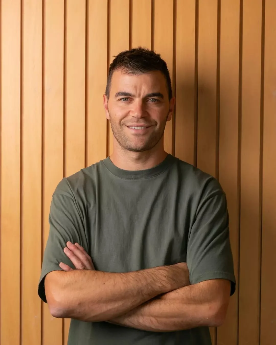 Friction family, meet Frank 👋🏽

With a hospitality career spanning over 23 years and a big focus on creating welcoming spaces, Frank&rsquo;s all about good food, good service and making sure both the team and customers feel looked after.

Easy to c