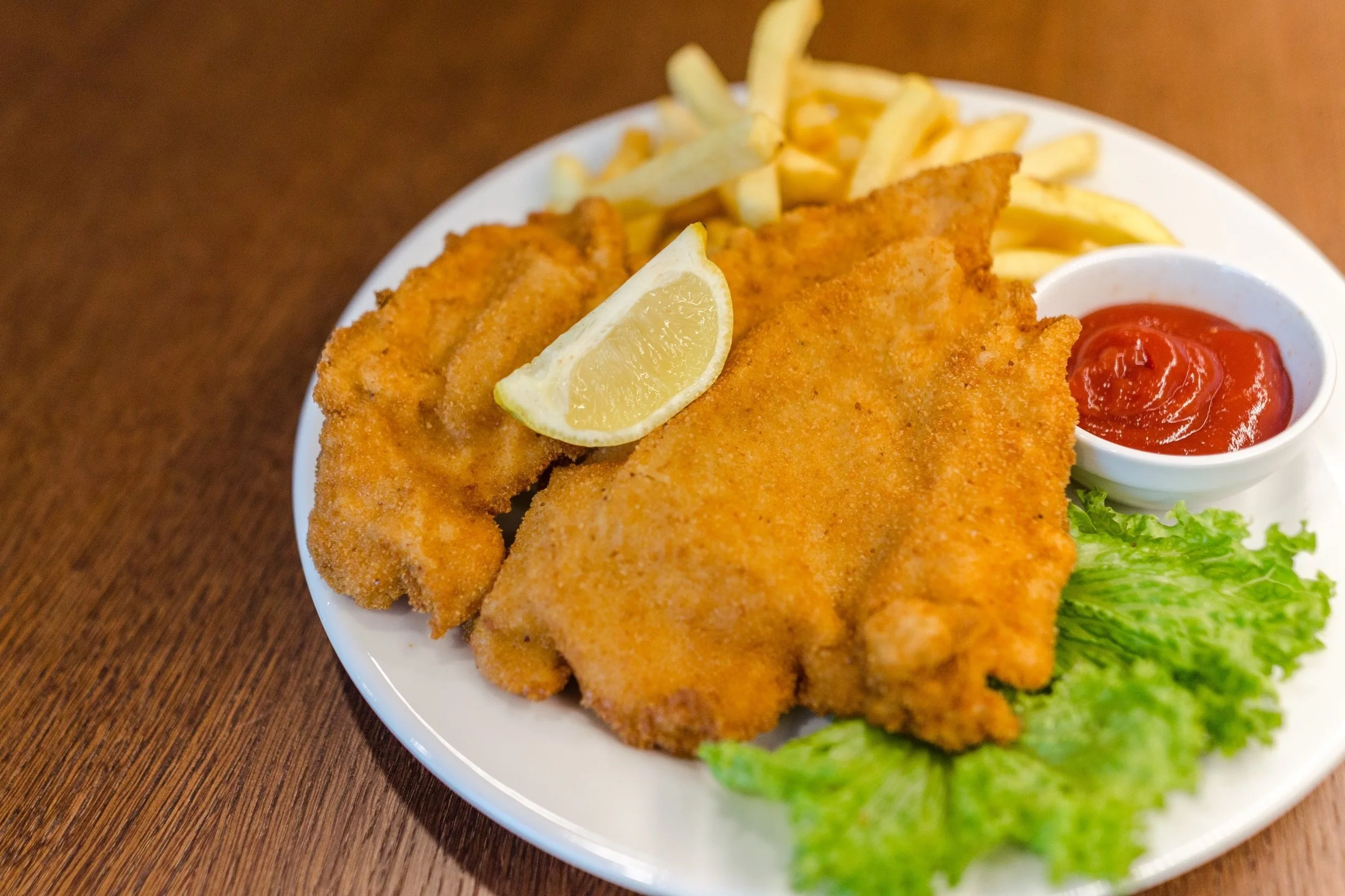 chicken-close-up-crispy-1352270.jpg
