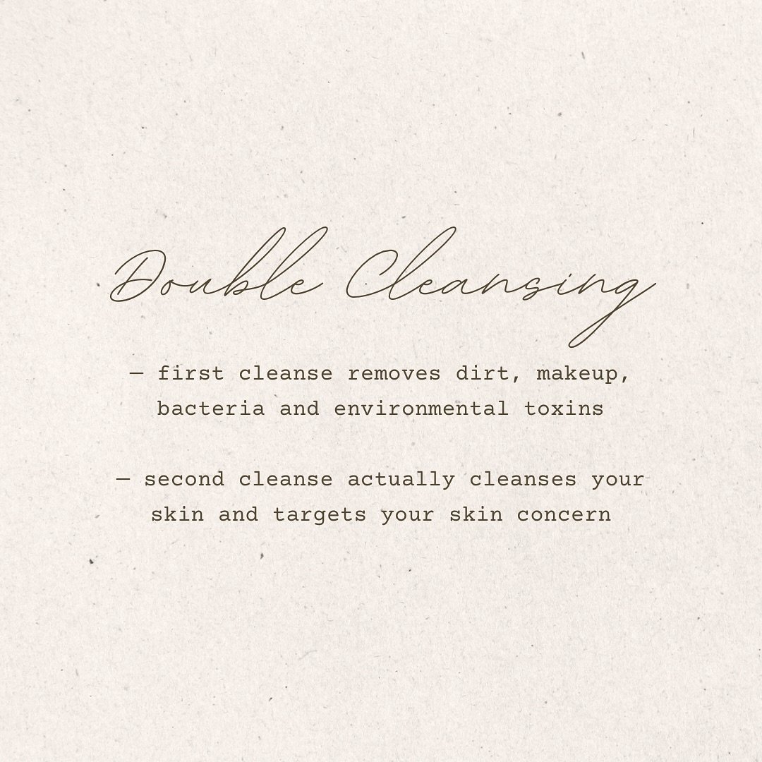 DOUBLE CLEANSING
&darr; TOP TIPS

▫️The first cleanse should be an oil based or cream cleanser. (I am in love with the Lipid-Balance Cleansing Oil from @officialmedik8 ). These cleansers break down and dissolve any makeup, SPF and excess oils on the 