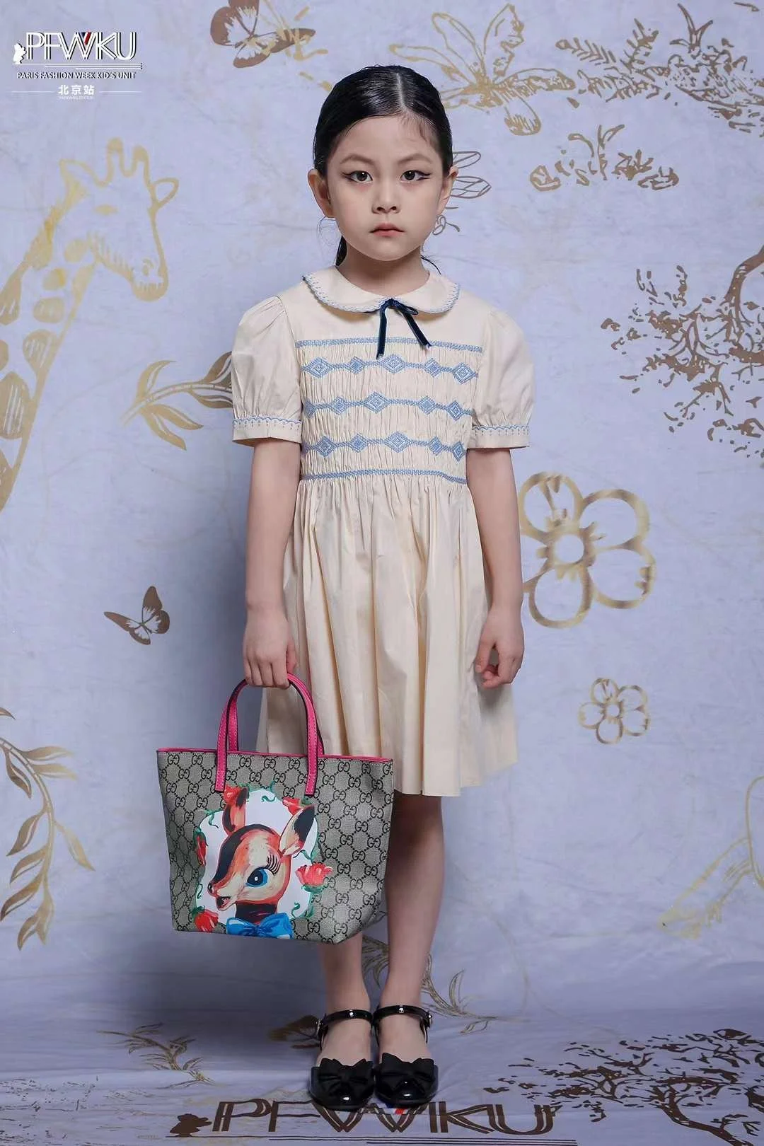 Vivian Hwang 2023-11-11 13.32.42.jpeg