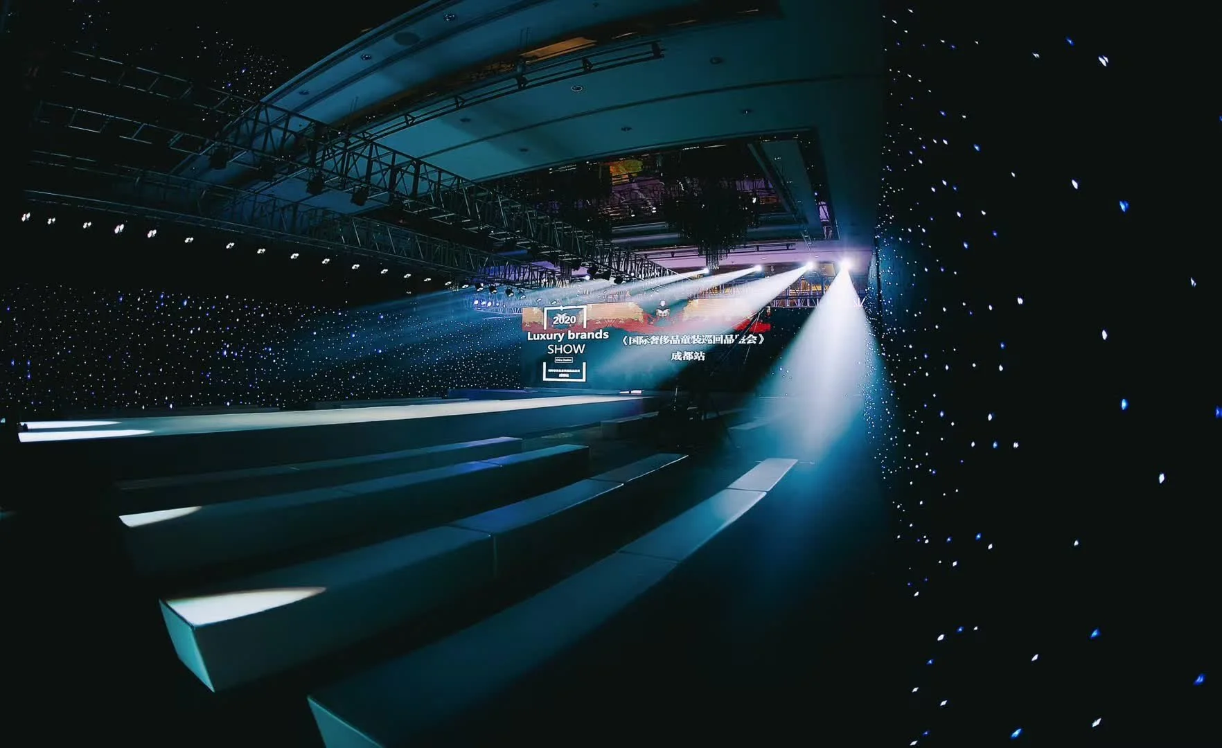 Vivian Hwang 2023-11-11 15.45.03.jpeg