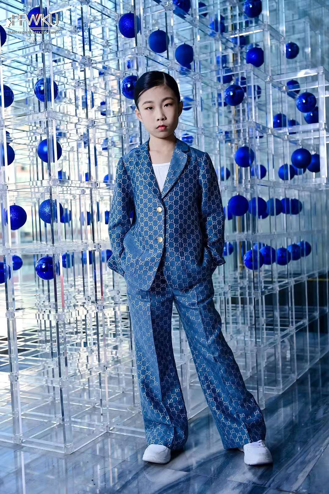 Vivian Hwang 2023-11-11 13.32.33.jpeg