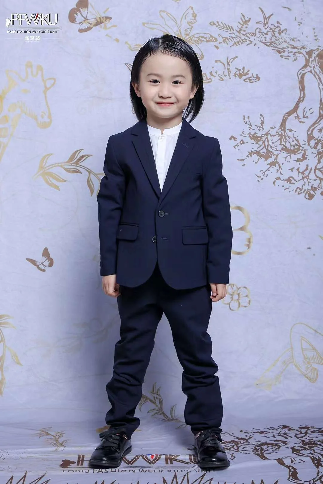 Vivian Hwang 2023-11-11 13.32.32.jpeg