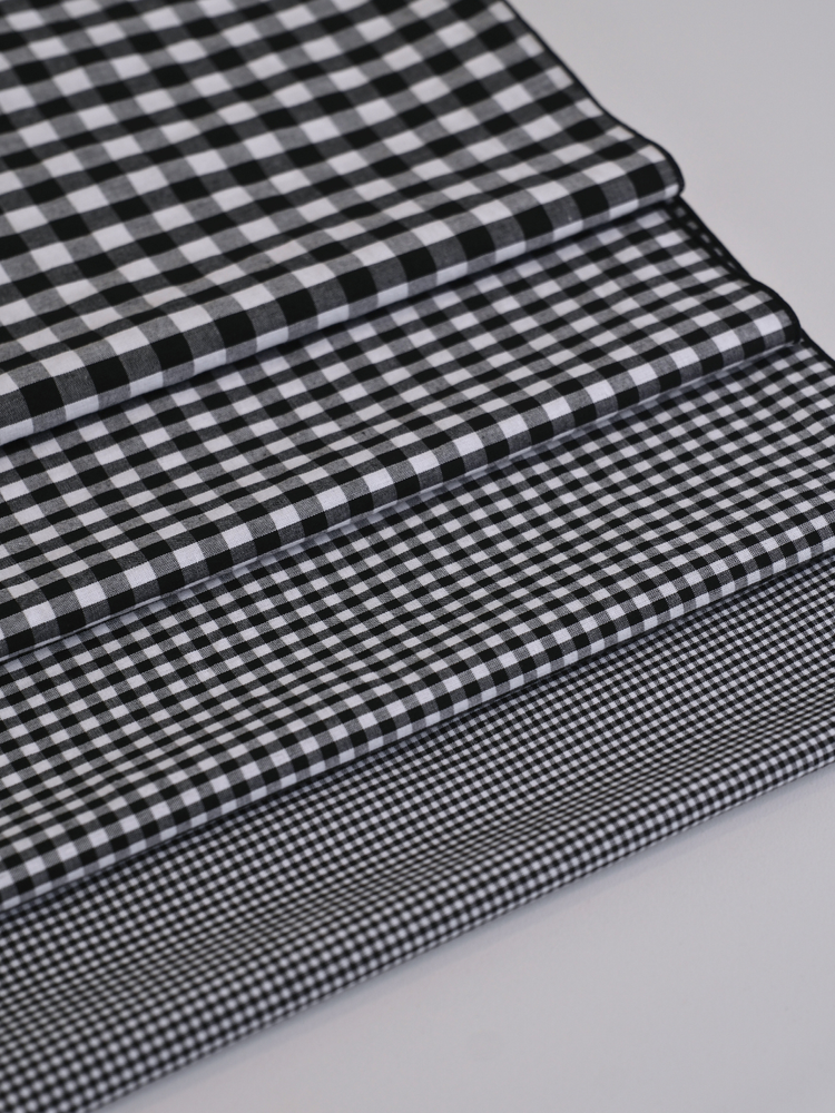 Checks in different scales for pattern comparison