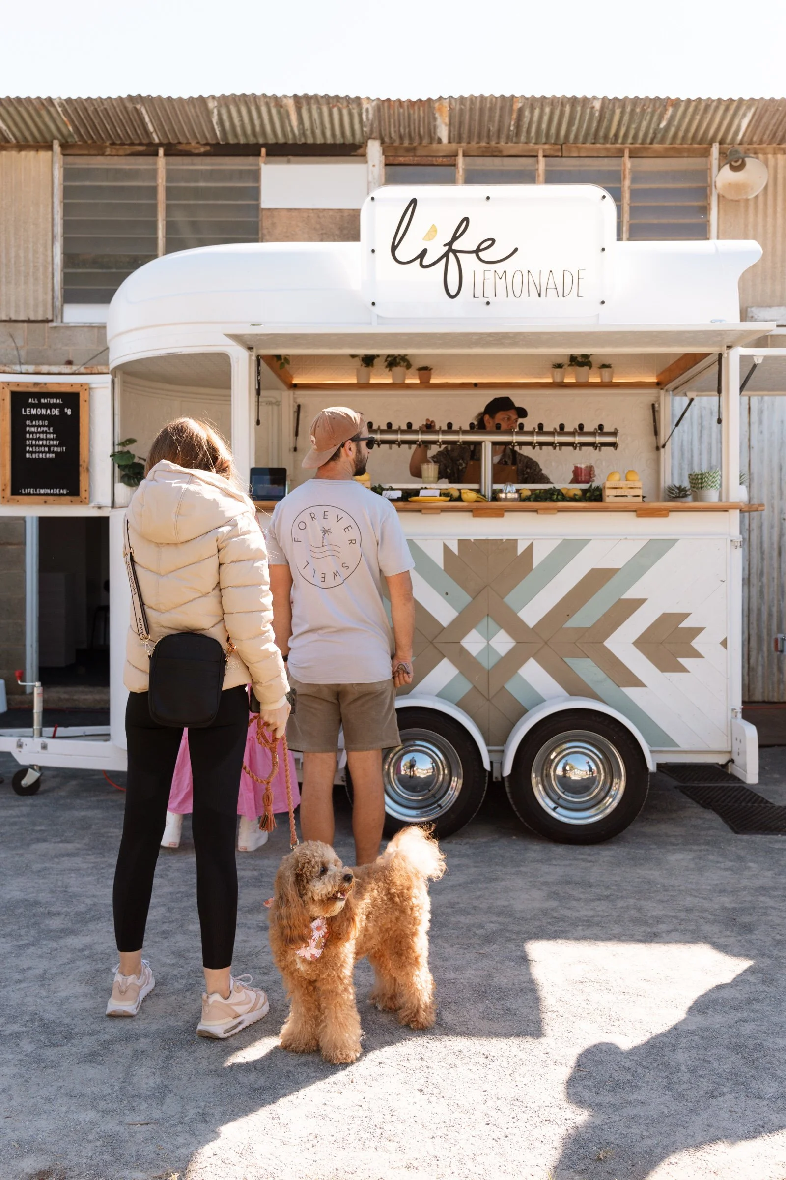 Life Lemonade trailer with customers
