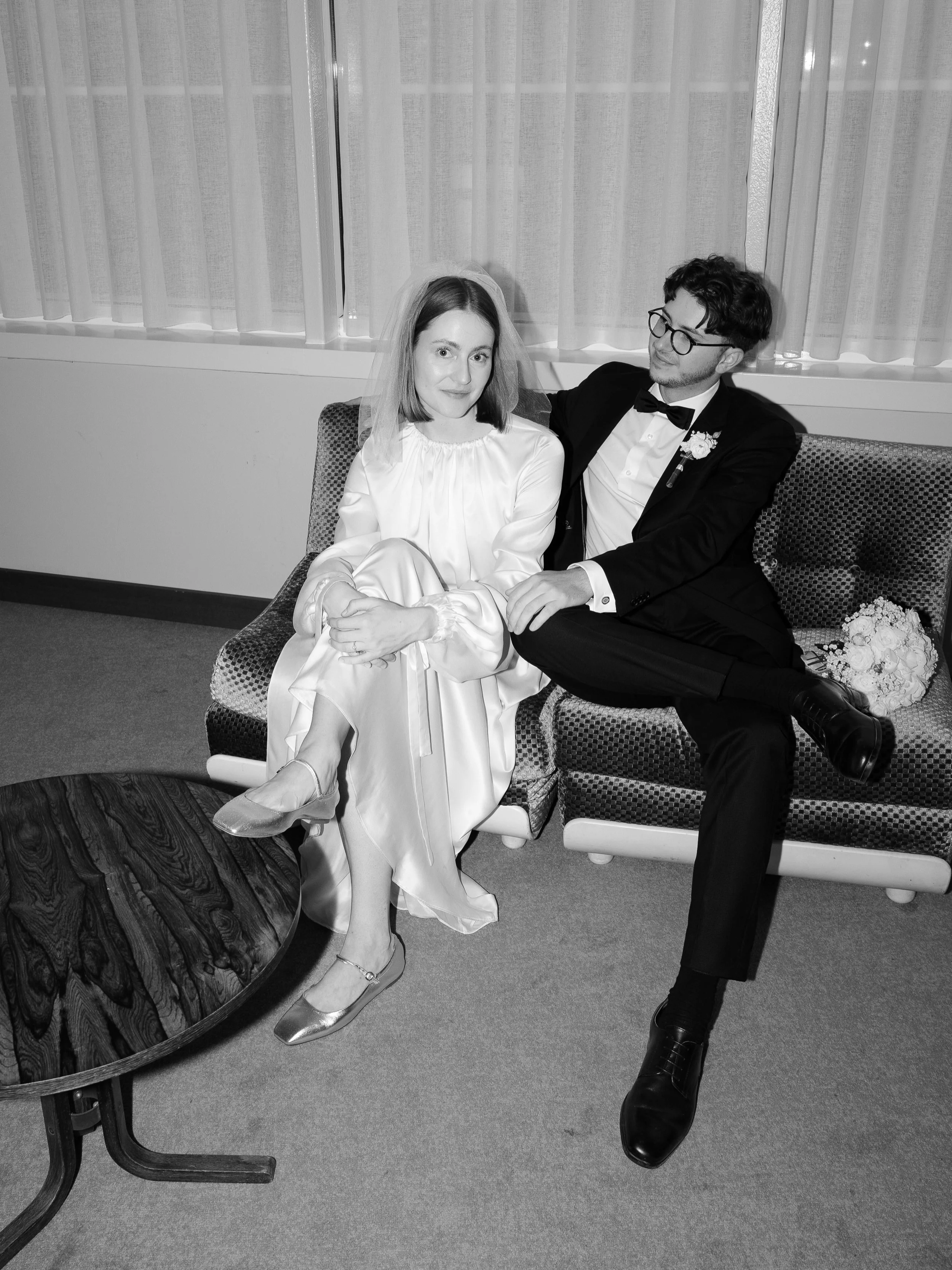 Sophie &amp; Christoph celebrated their wedding in the heart of Vienna with a dad that felt effortlessly elegant and deeply personal .

The couple chose @thehoxtonhotel  Vienna for cocktails and dinner , creating the perfect setting for a modern city