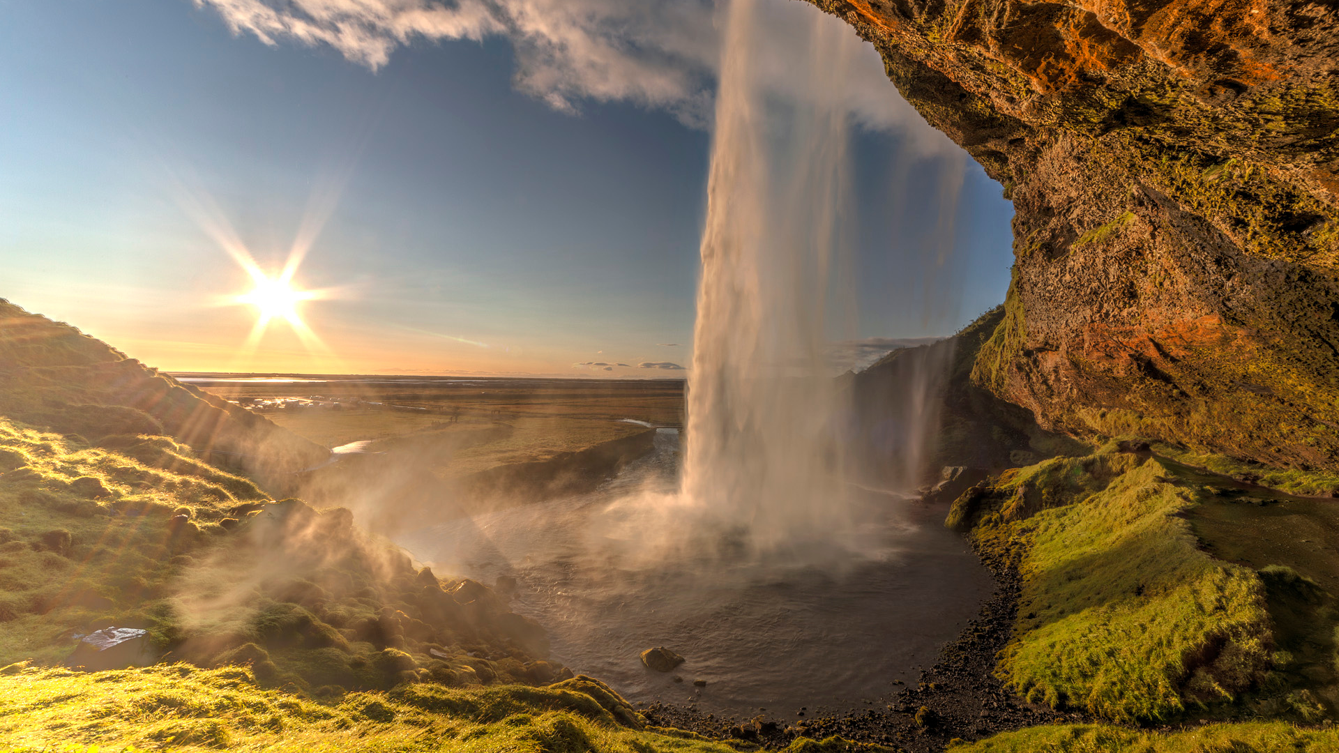 Seljalandsfoss.png