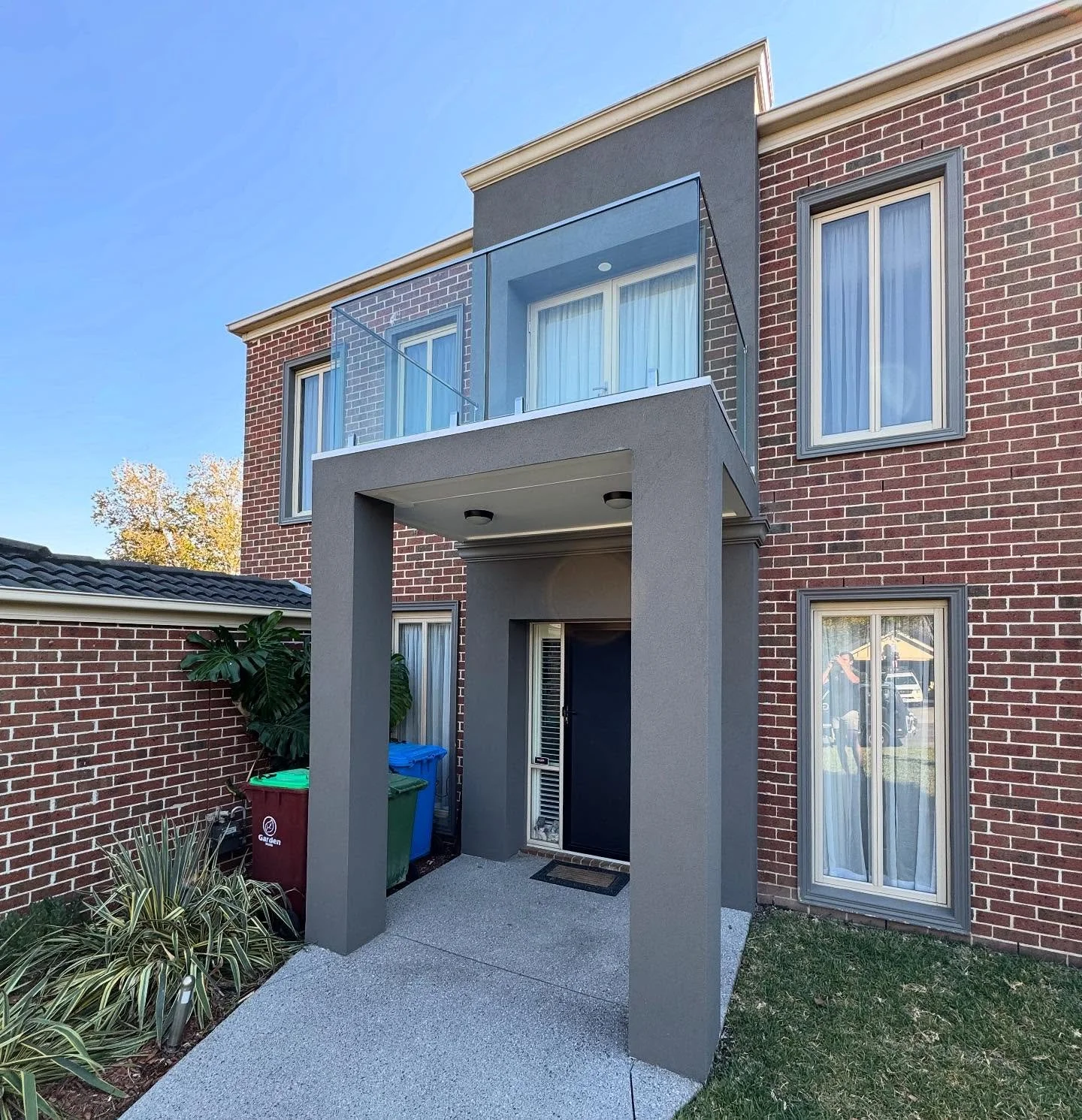 ✨ Fresh new look! ✨
Our balcony renovation just got a modern upgrade with sleek glass balustrades and a clean finish that completely lifts the front of the home. Simple, stylish, and built to last.

#BalconyRenovation #ModernDesign #GlassBalustrade #