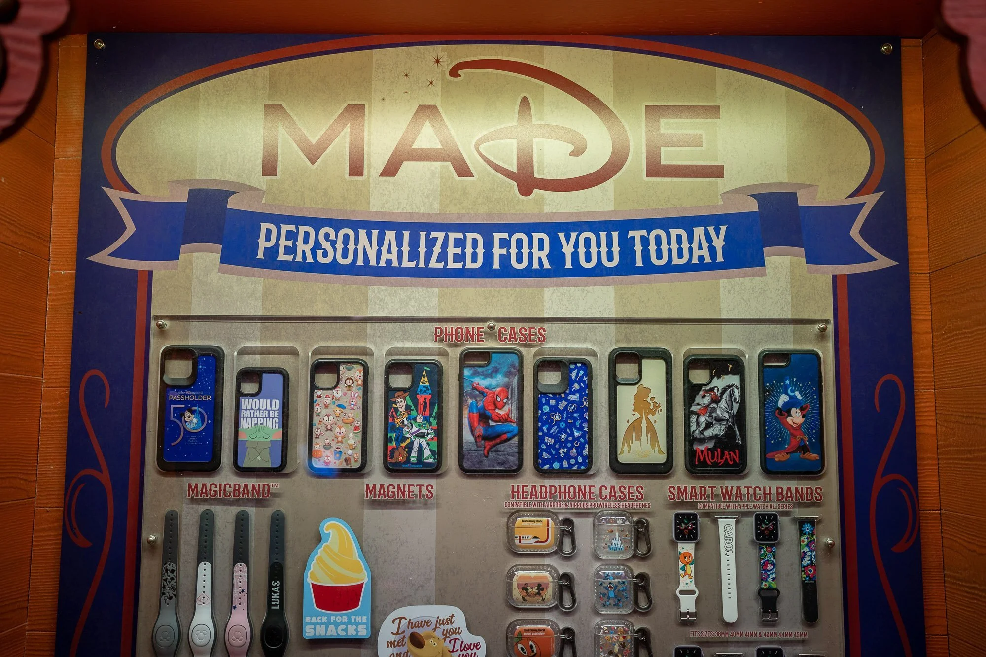 made-customization-station-big-top-souvenirs-2.jpg