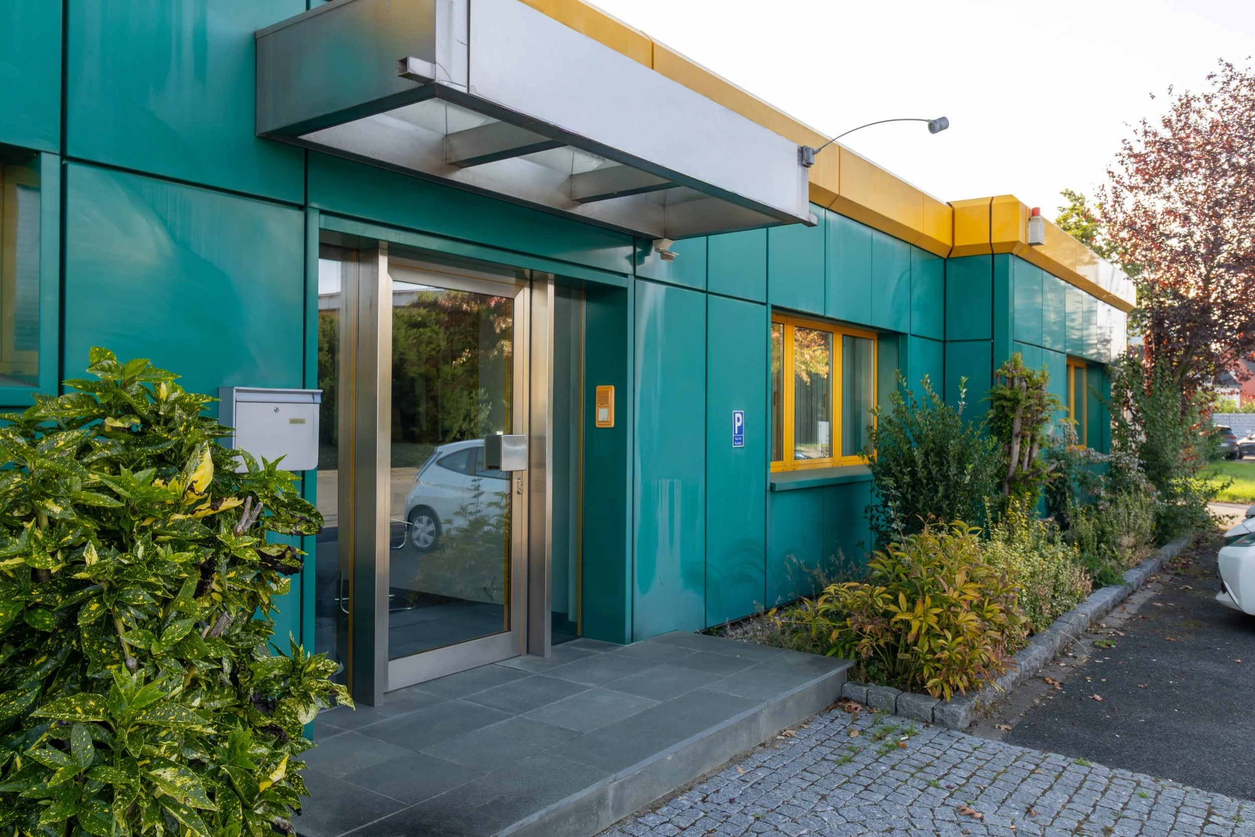 UNÜBERSEHBAR. DAS GRÜNE BÜRO. 410 M²