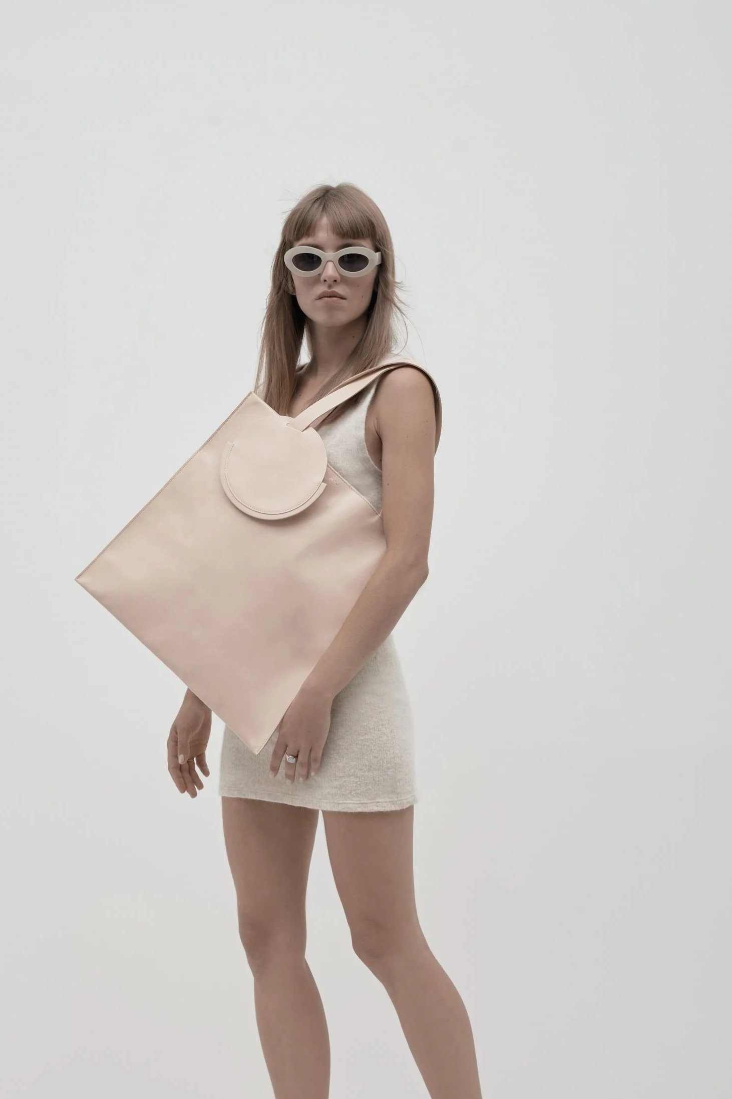 YRNCHE_LOOKBOOK_202001892+%281%29.jpg