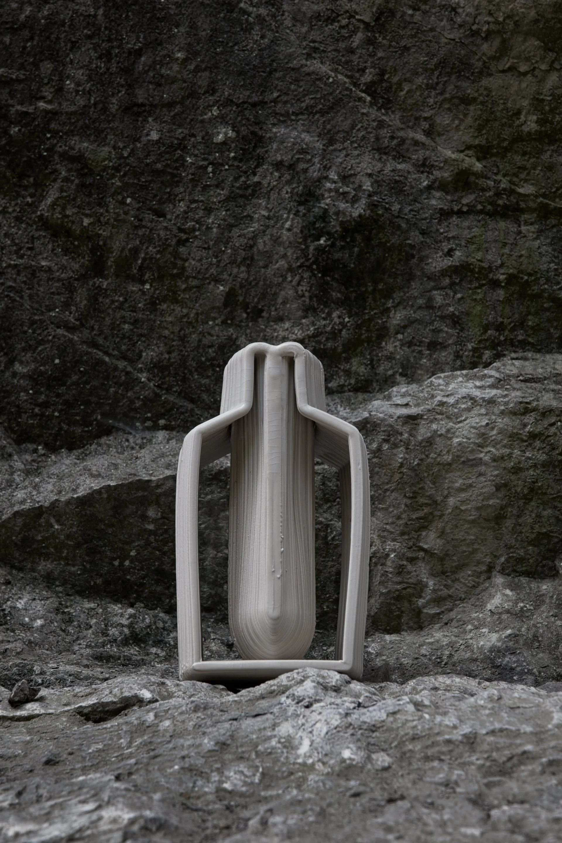 KAROLINA VINTROVA TEMPLE03.jpg