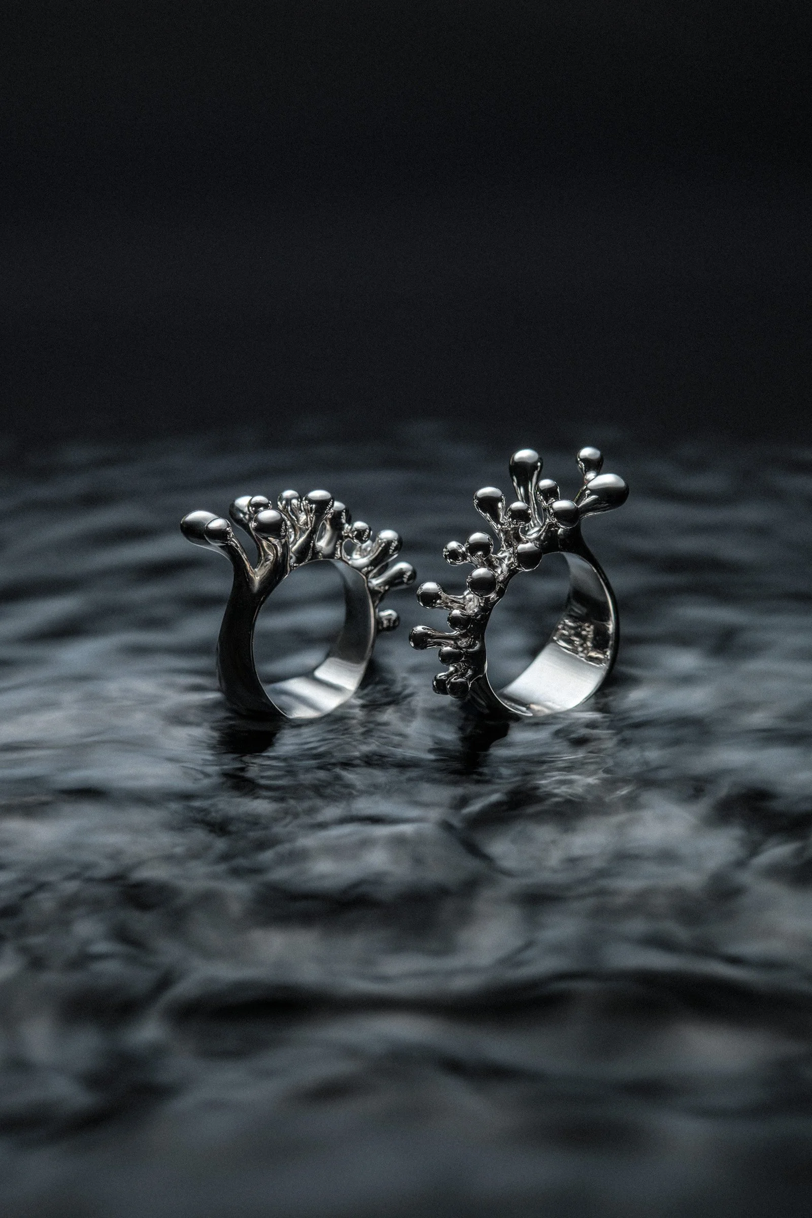 MILAN NOVÁČEK / ODKAPKY