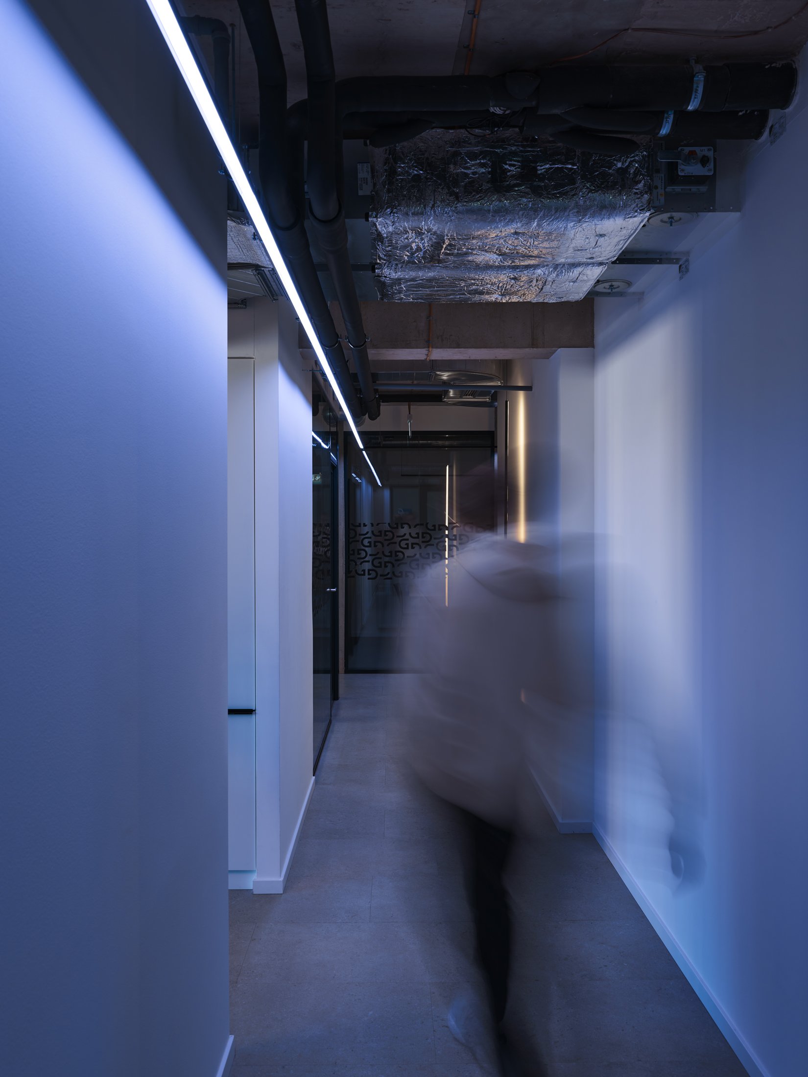 JAKA WOODWORK / GARTAL