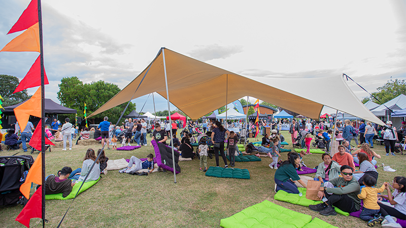 eco-festival-stretch-tent-seating-800-450.png