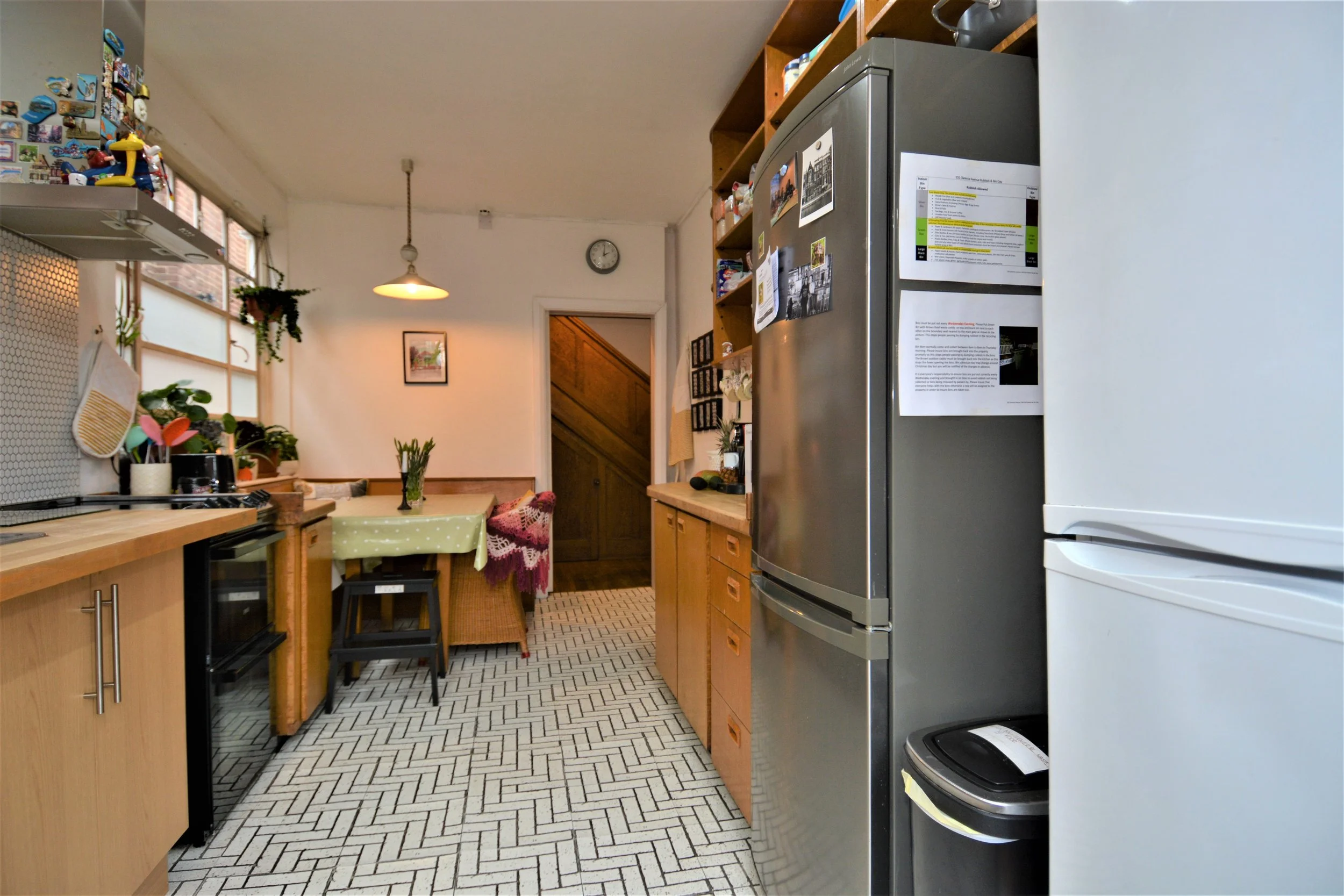 kitchen 02.JPG