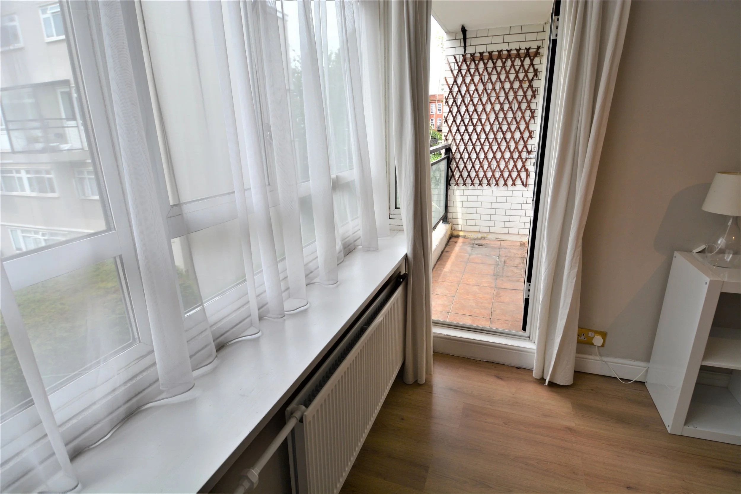 04 Balcony 1.JPG