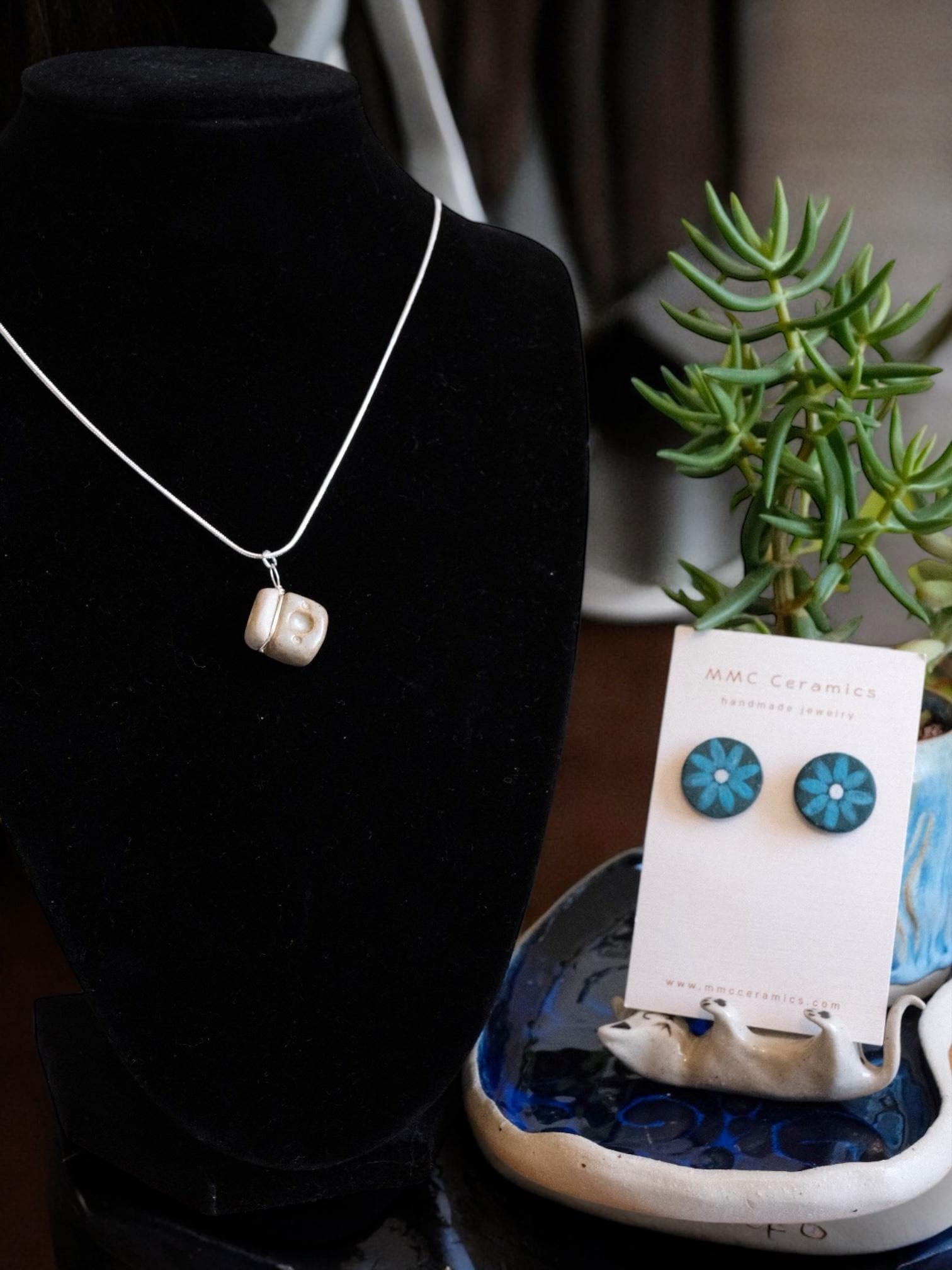 https://i.etsystatic.com/48286700/r/il/5df09f/6506858630/il_fullxfull.6506858630_cmjk.jpg