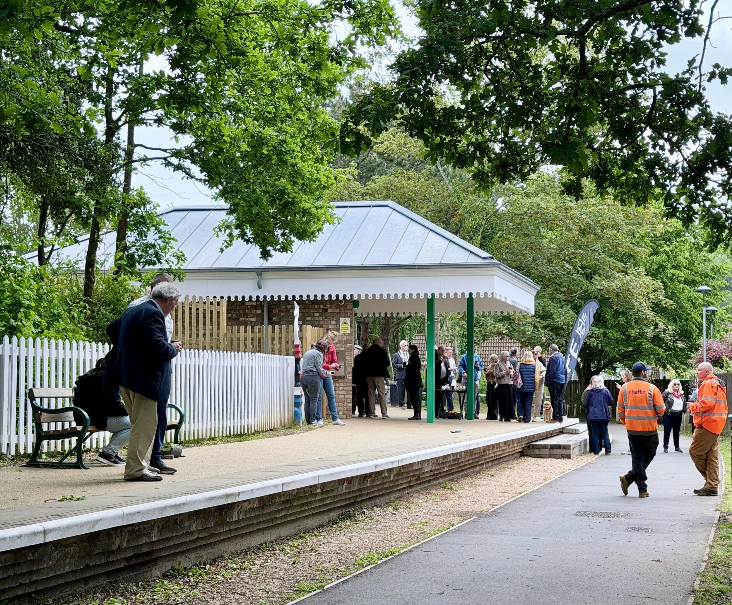 Great to see the Horam Hub on the Cuckoo Trail officially opened this week 🌿
 
In 2022, Allen Scott was commissioned by Wealden District Council to prepare a masterplan for the 11-mile stretch of the trail between Polegate and Heathfield.
 
The mast
