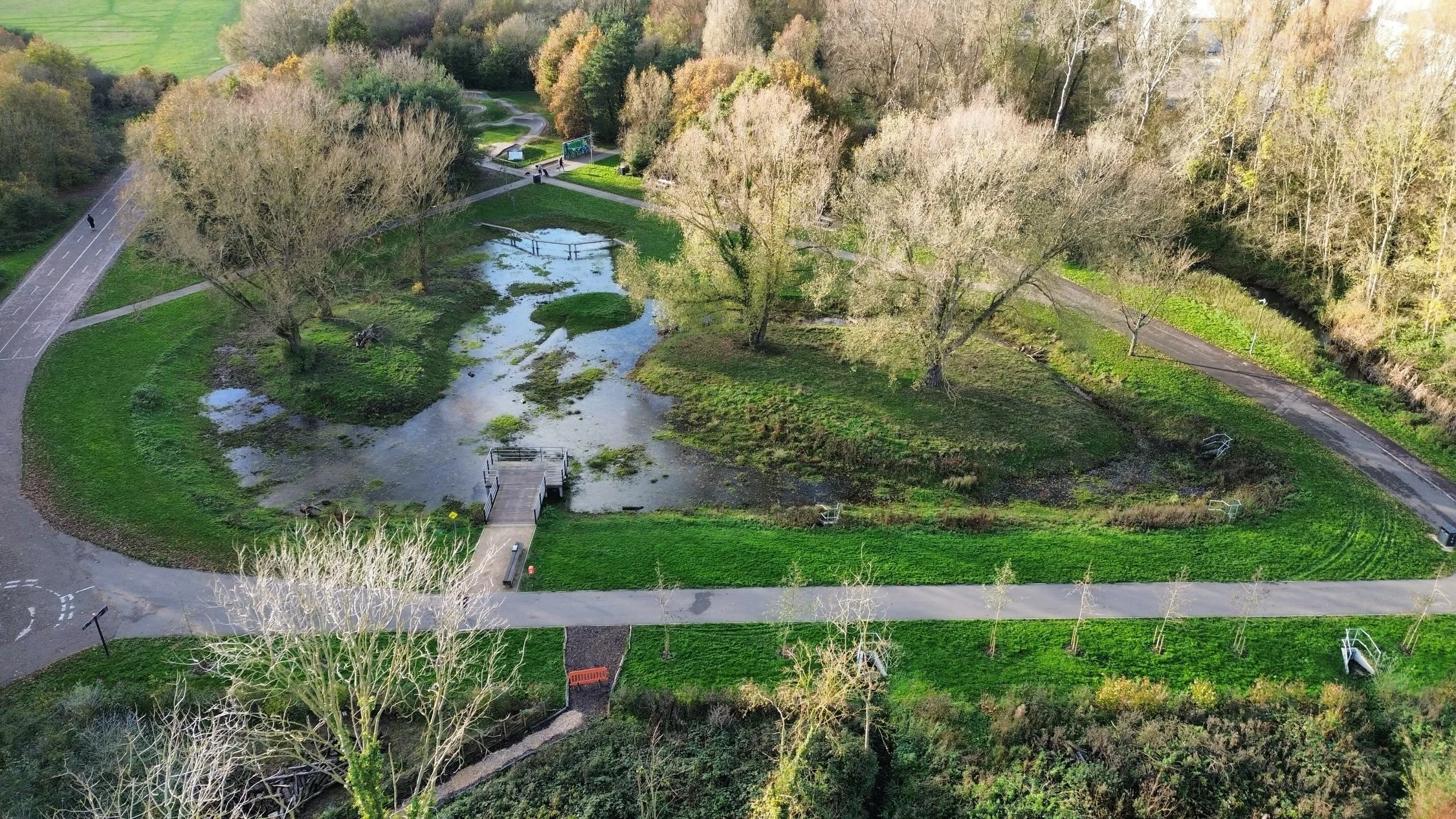 How can our historic parks adapt to a changing climate?
 
New research from the @heritagefunduk and @historicengland looks at what hotter, drier summers and wetter winters could mean for our historic parks and gardens &ndash; and how these landscapes