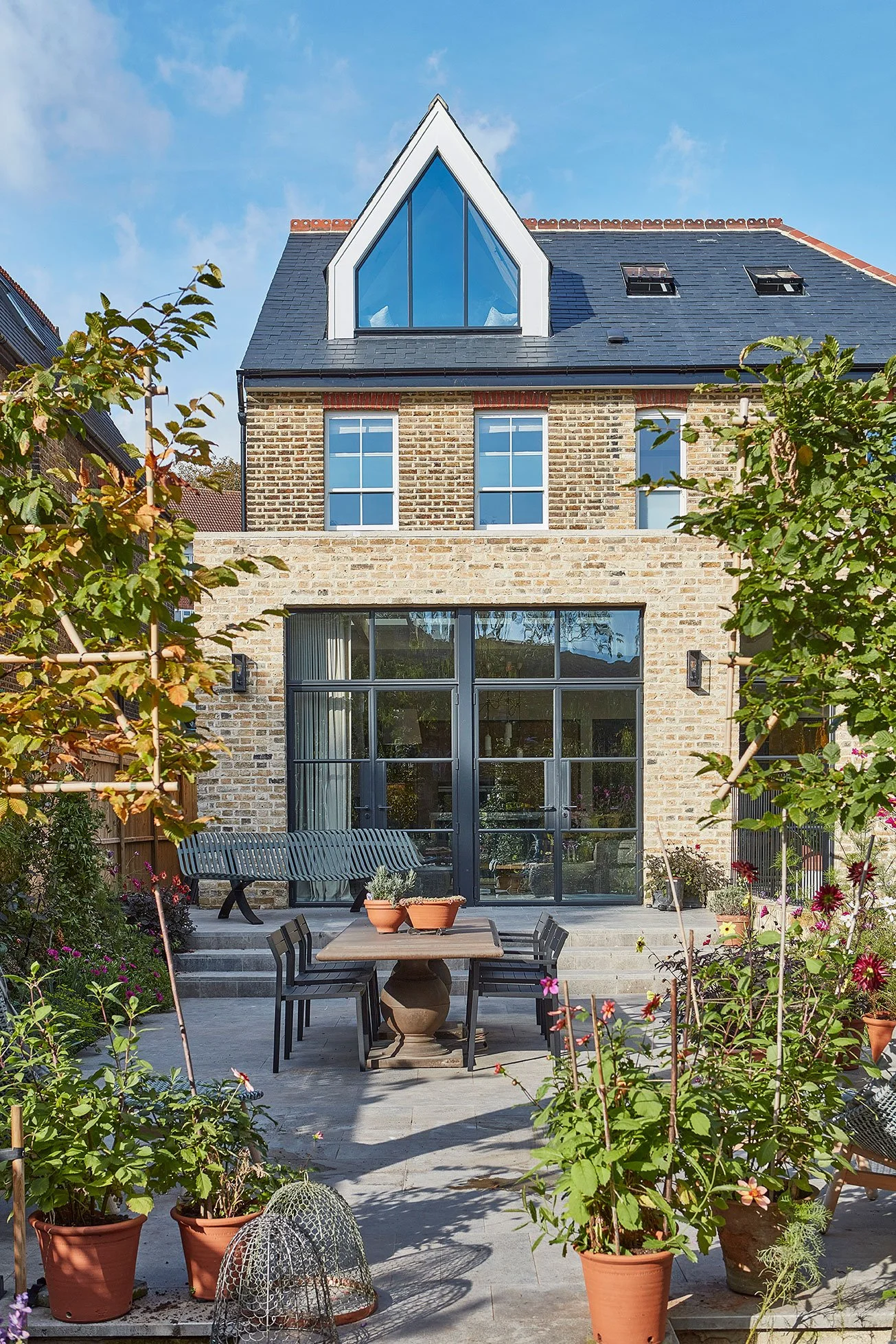 Blakes.Vaudry.House.11.10.210456.jpg