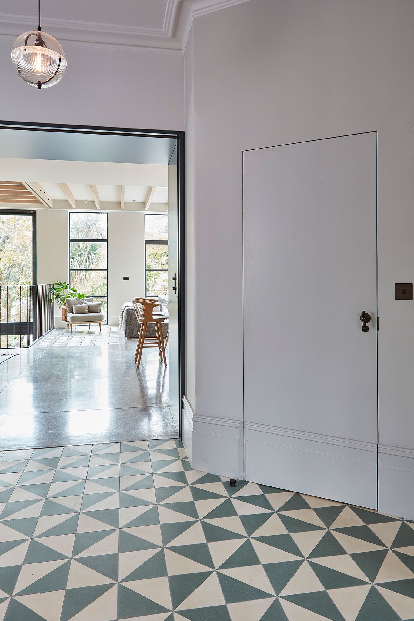 Blakes.Vaudry.House.11.10.210253.jpg