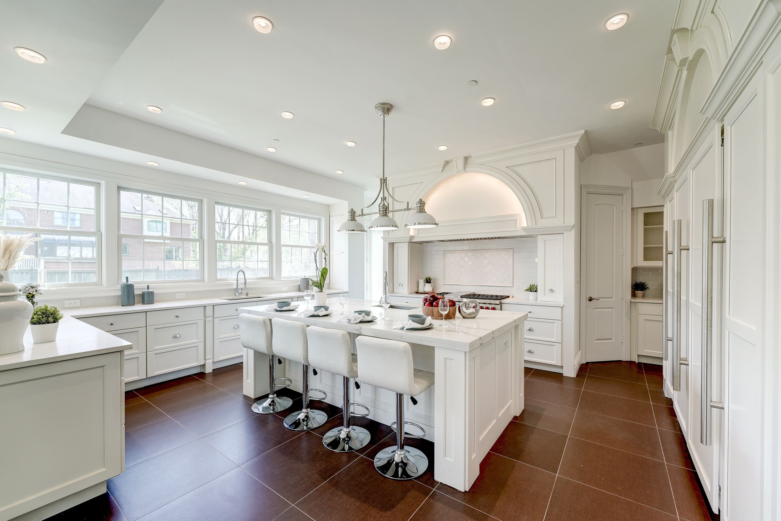 Mansion_Interior_Real_Estate_Photo_2-89759367.jpg