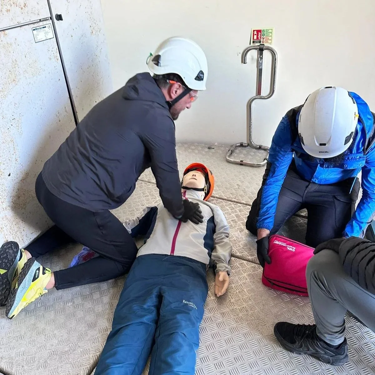GWO+Enhanced+First+Aid+-+The+Wind+Academy+5.jpg