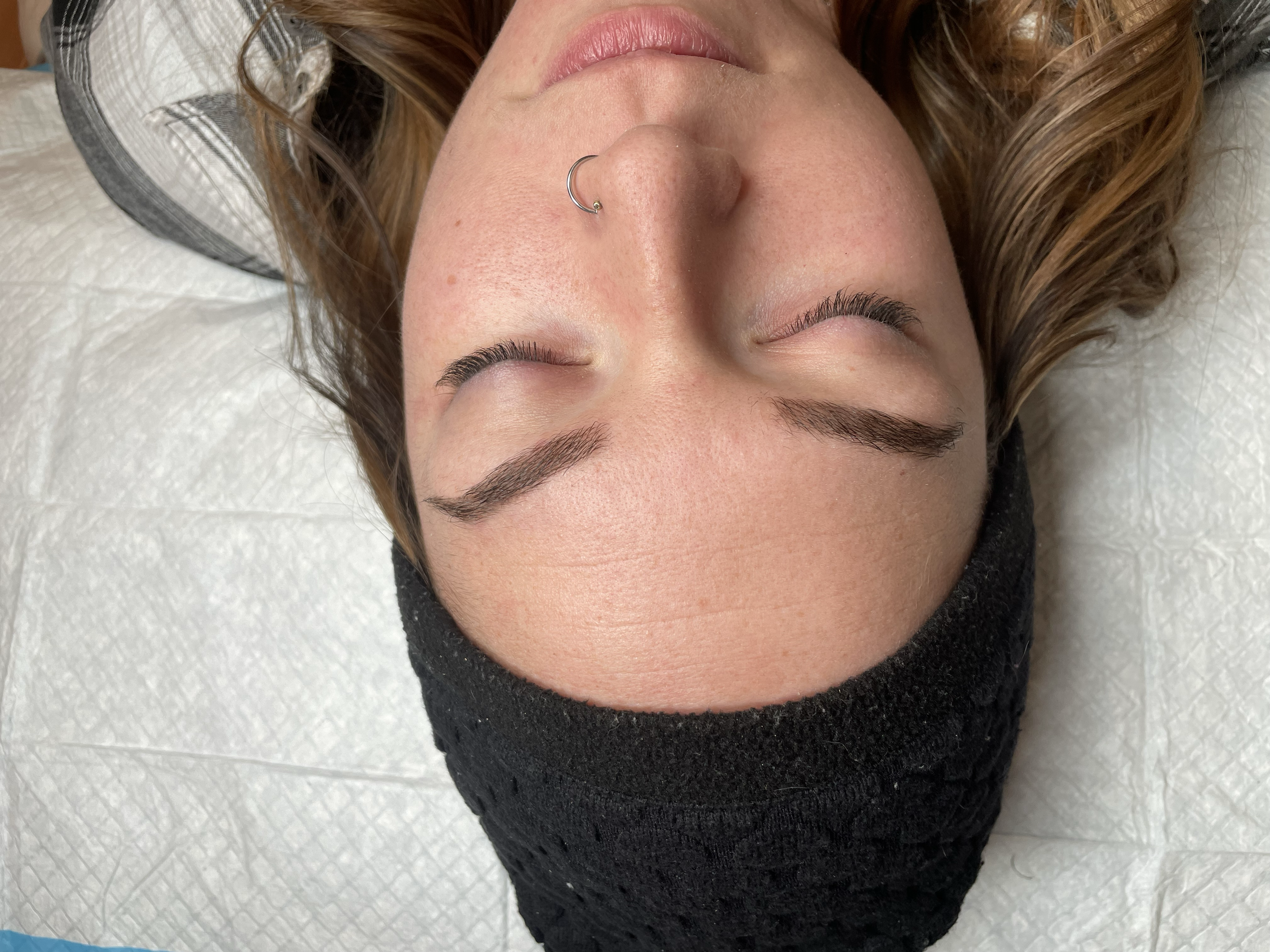 Powder Brow (scar coverage)