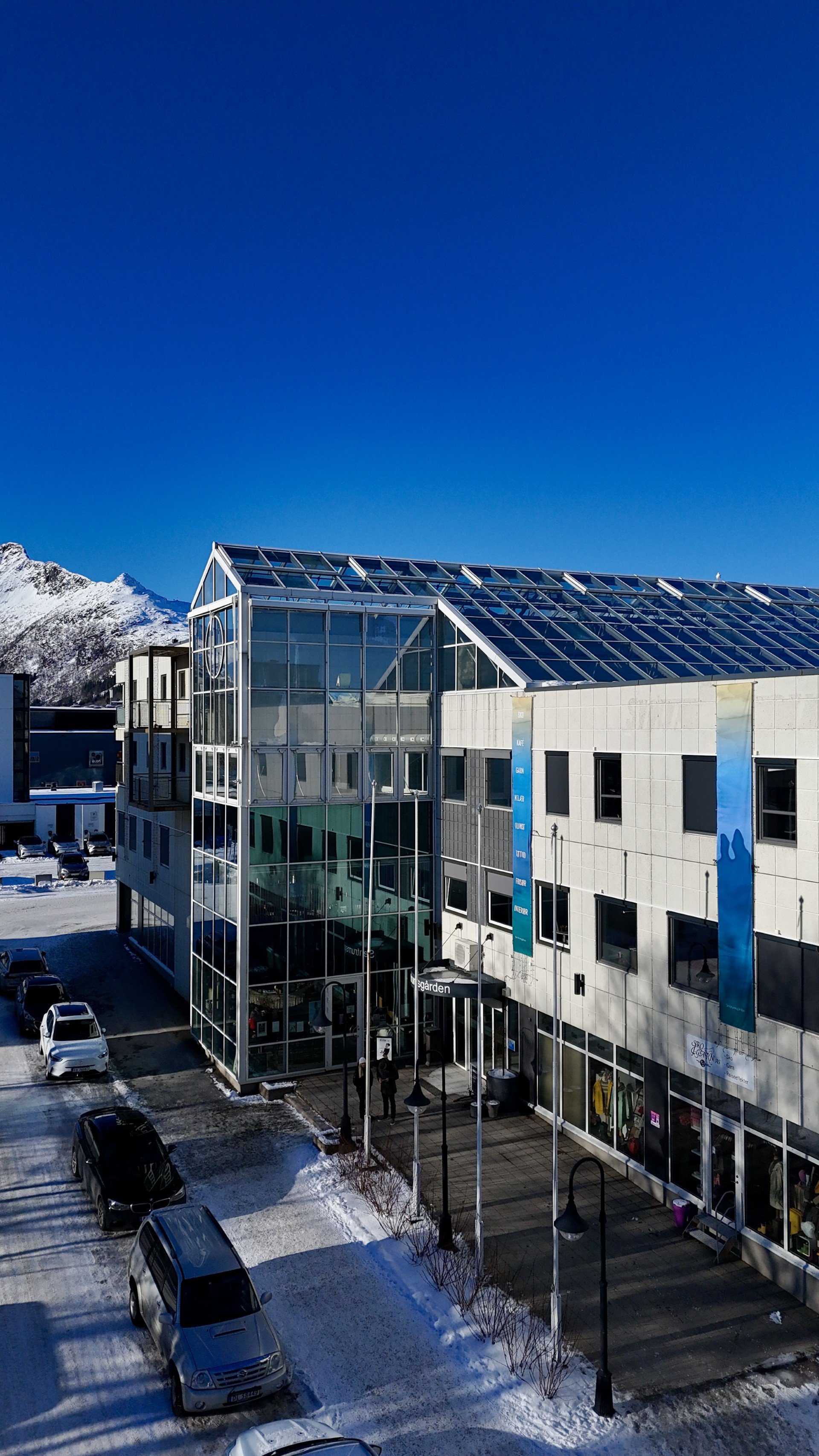 Kafé i Svolvær, Sentrumsgården