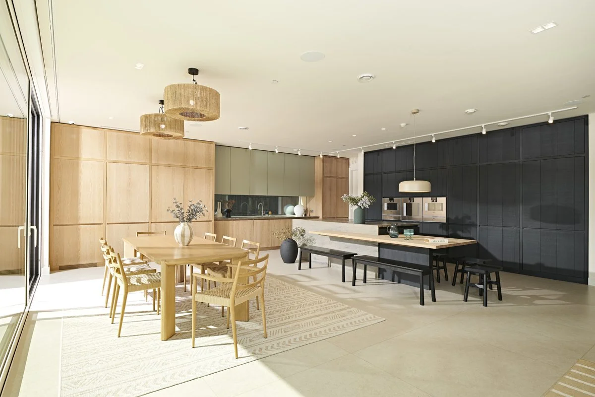 Simon Thomas Pirie Kitchen, Hidden Lake Poole