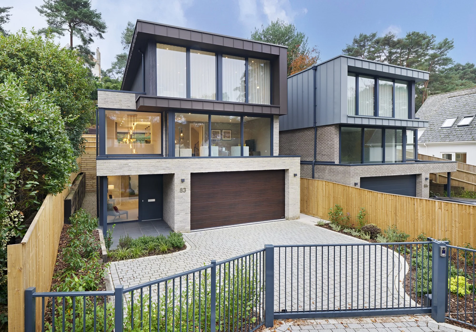 Kings Avenue - 001.jpg