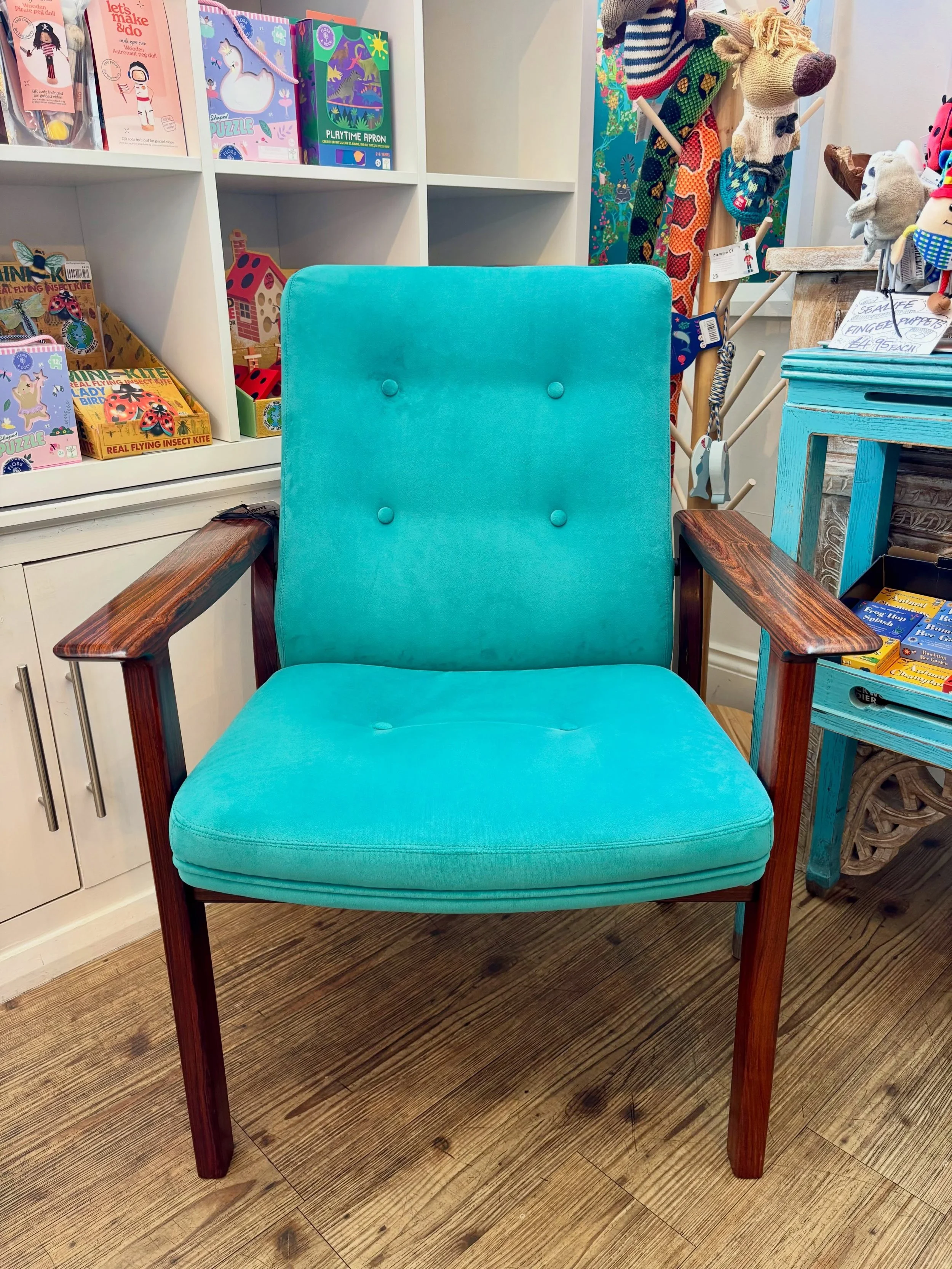 1960s Sebast Chair ⚜️

A truly exquisite find

At Attico x @cescafinds, we love sourcing unique antique and vintage pieces that bring character and a little magic to your home &amp; garden.

From furniture, artwork and sculptures, to those one of a k