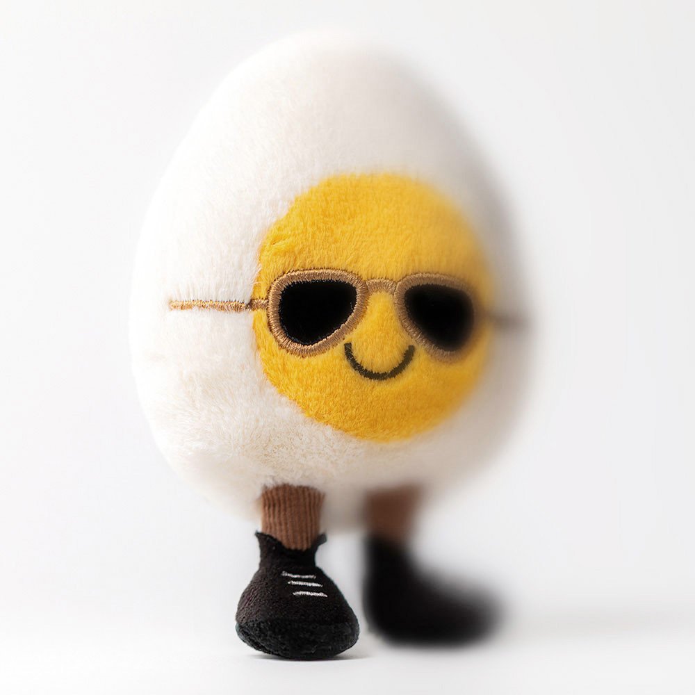 Amuseables Boiled Egg Chic by Jellycat, Detail View.