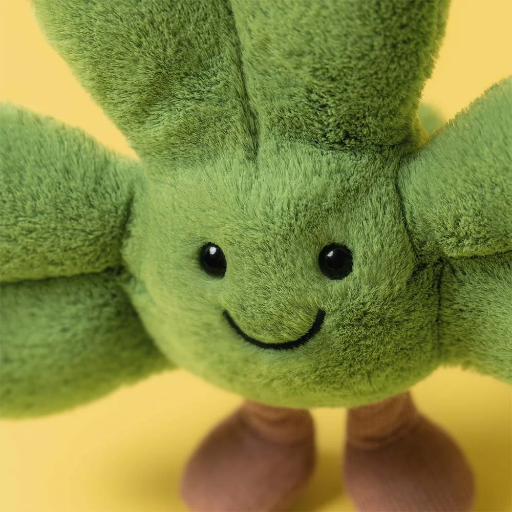 Amuseables Siofra Shamrock by Jellycat, Detail View.