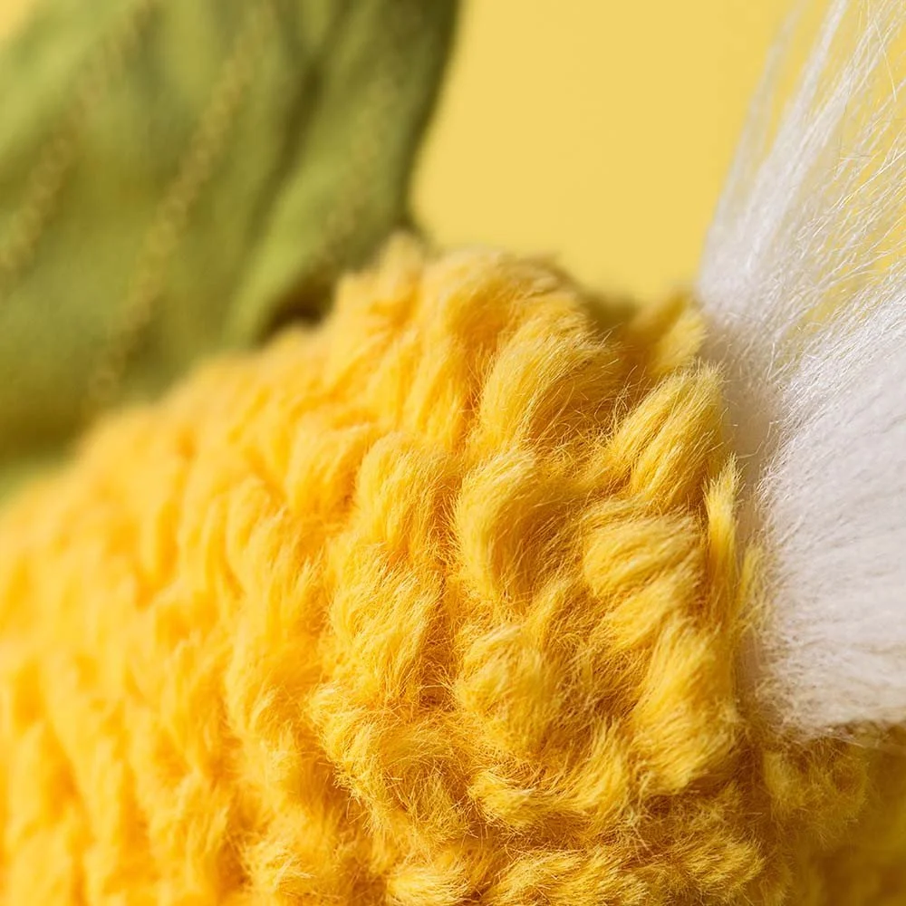 Amuseables Sweetcorn by Jellycat, Detail View.
