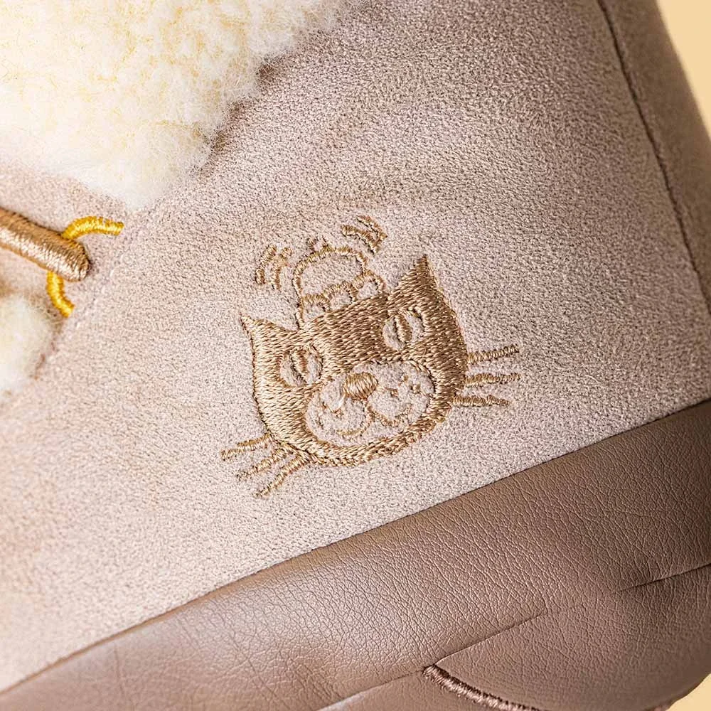Amuseables Perta Snow Boot by Jellycat, Detailed View.