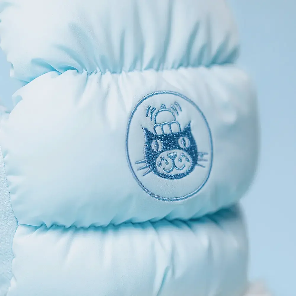 Amuseables Mitten by Jellycat, Front Detail View.
